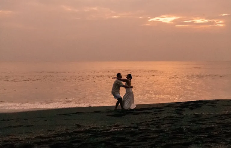beach wedding proposal